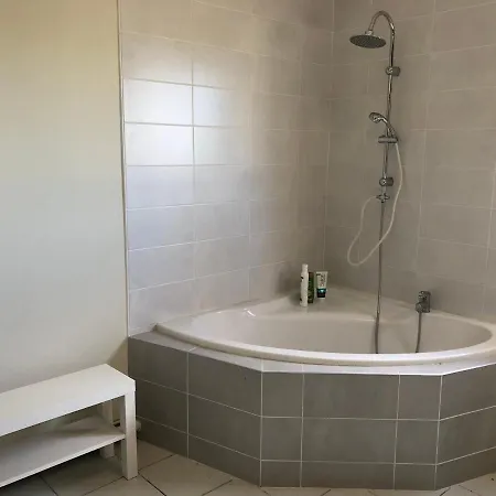 Holiday home Fermette 3ch - 6p Au Pays Du Coquelicot By La Source D'orfee Courcelette